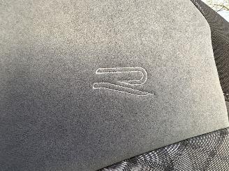 Volkswagen Taigo 1.0 TSI 116pk aut + F1 R-line - pano - virtual - front + line + side assist - navi - camera - sfeerverl - 3x r-line picture 25