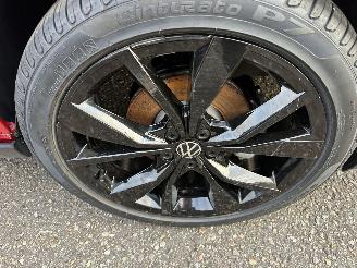 Volkswagen Taigo 1.0 TSI 116pk aut + F1 R-line - pano - virtual - front + line + side assist - navi - camera - sfeerverl - 3x r-line picture 70