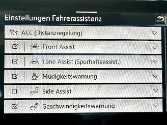 Volkswagen Taigo 1.0 TSI 116pk aut + F1 R-line - pano - virtual - front + line + side assist - navi - camera - sfeerverl - 3x r-line picture 17