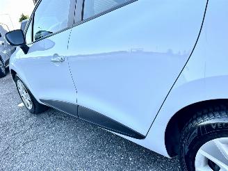Renault Clio Estate 1.5 dCi 90pk ECO Expr - 142dkm nap - nw distr.riem 118dkm - navi - airco - cruise - pdc - trekh picture 69