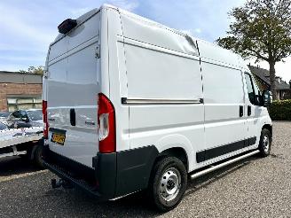 Citroën Jumper 2.2 BlueHDi 120pk 6-bak S&S L2/H2 3.0t - 15dkm nap - 3pers - 2x camera - navi - front + line + side assist picture 5