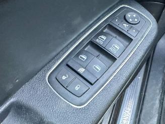 Lancia Thema 3.0D V6 Turbo 190pk aut Platinum - xenon - navi - leer - memory - elektr rollo - stoelverw v+a picture 26