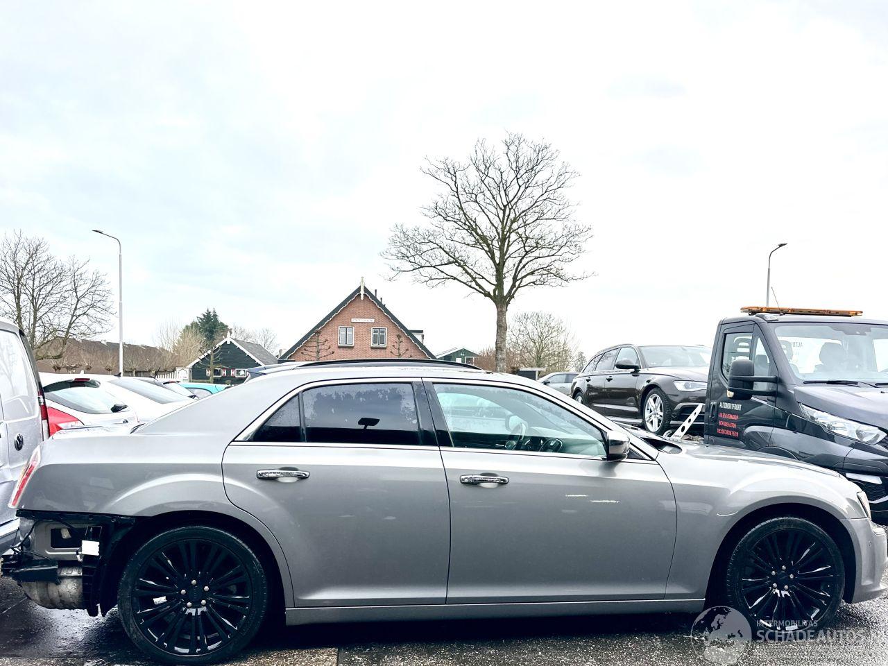 Lancia Thema 3.0D V6 Turbo 190pk aut Platinum - xenon - navi - leer - memory - elektr rollo - stoelverw v+a