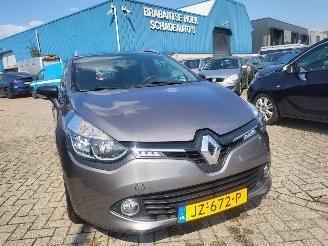 Renault Clio Renault Clio Estate 0.9 TCe Expression 114000km 1e eigenaar nwe APK picture 9