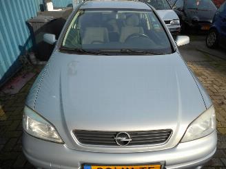 Opel Astra 2.0 picture 1