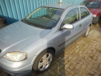 Opel Astra 2.0 picture 2