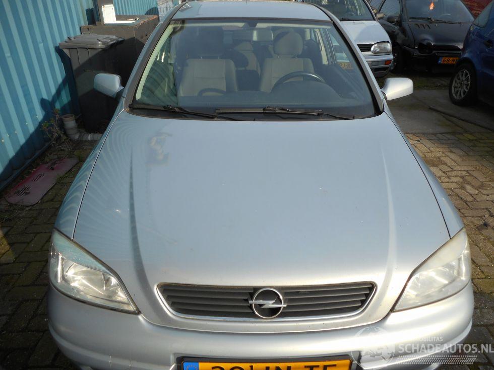 Opel Astra 2.0