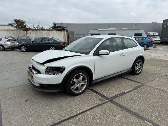 Coche accidentado Volvo C-30 1.8 SPORT 2008/9