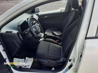 Kia Picanto Picanto (JA), Hatchback, 2017 1.0 12V picture 9