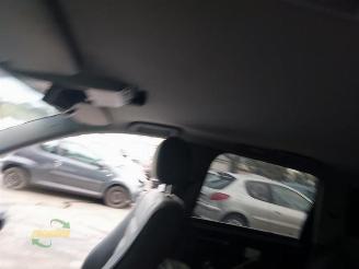 Volkswagen Touareg onderdelen (kleur: LD7U) donorauto picture 14