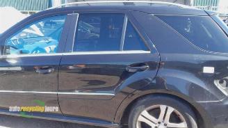 Mercedes ML ML II (164/4JG), SUV, 2005 / 2011 3.0 ML-350 CDI BlueEFFICIENCY 4-Matic V6 picture 5