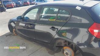 BMW 1-serie 1 serie (E87/87N), Hatchback 5-drs, 2003 / 2012 120d 16V picture 12