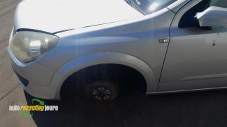 Opel Astra Astra H (L48), Hatchback 5-drs, 2004 / 2014 1.6 16V Twinport picture 13