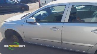 Opel Astra Astra H (L48), Hatchback 5-drs, 2004 / 2014 1.6 16V Twinport picture 11
