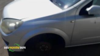 Opel Astra Astra H (L48), Hatchback 5-drs, 2004 / 2014 1.6 16V Twinport picture 12