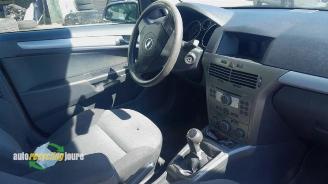 Opel Astra Astra H (L48), Hatchback 5-drs, 2004 / 2014 1.6 16V Twinport picture 20
