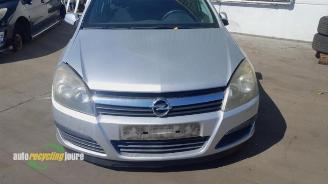 Opel Astra Astra H (L48), Hatchback 5-drs, 2004 / 2014 1.6 16V Twinport picture 16