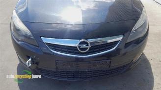 Opel Astra Astra J Sports Tourer (PD8/PE8/PF8), Combi, 2010 / 2015 1.4 Turbo 16V picture 18