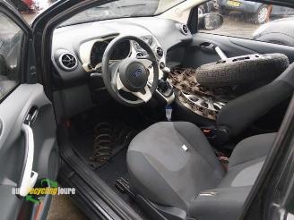 Ford Ka II onderdelen (kleur: 90) donorauto (Midnight, metaalkleur) picture 6