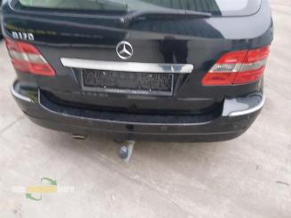 Mercedes B-klasse onderdelen (kleur: 191) donorauto picture 9