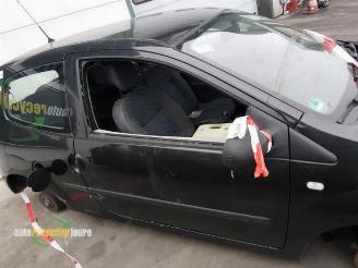 Renault Twingo II onderdelen (kleur: NV676) donorauto picture 4