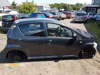 Toyota Aygo Aygo (B10), Hatchback, 2005 / 2014 1.0 12V VVT-i picture 8
