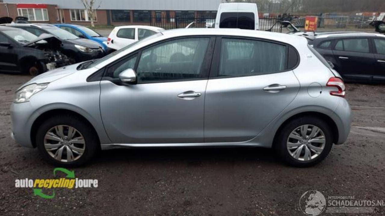 Peugeot 208 208 I (CA/CC/CK/CL), Hatchback, 2012 / 2019 1.4 16V