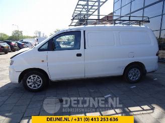 Hyundai H200  picture 2