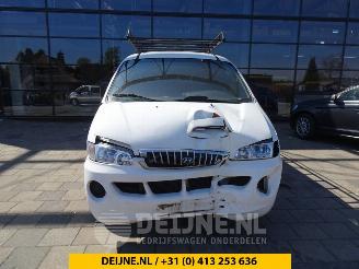 Hyundai H200  picture 8