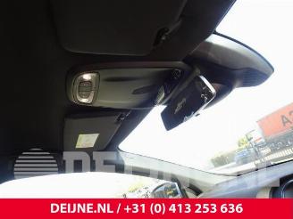 Volvo V-40 V40 (MV), Hatchback 5-drs, 2012 / 2019 1.5 T2 16V Geartronic picture 19