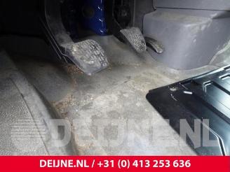 Volkswagen Crafter Crafter, Bus, 2011 / 2016 2.0 TDI picture 21