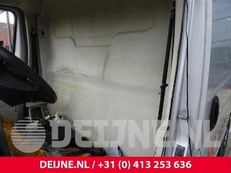 Peugeot Boxer Boxer (U9), Van, 2006 2.2 HDi 150 picture 13