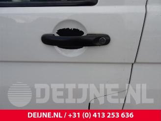 Volkswagen Transporter Transporter/Caravelle T5, Bus, 2003 / 2015 1.9 TDi picture 19