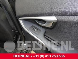 Volvo V-40 V40 (MV), Hatchback 5-drs, 2012 / 2019 2.0 D2 16V picture 28