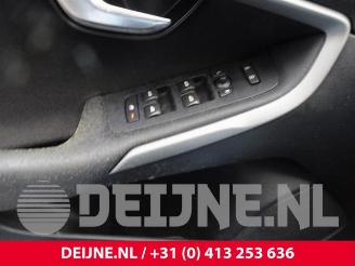 Volvo V-40 V40 (MV), Hatchback 5-drs, 2012 / 2019 2.0 D2 16V picture 15