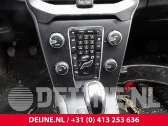 Volvo V-40 V40 (MV), Hatchback 5-drs, 2012 / 2019 2.0 D2 16V picture 12