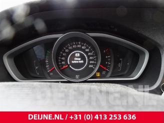 Volvo V-40 V40 (MV), Hatchback 5-drs, 2012 / 2019 2.0 D2 16V picture 9