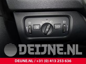 Volvo V-40 V40 (MV), Hatchback 5-drs, 2012 / 2019 1.6 D2 picture 29