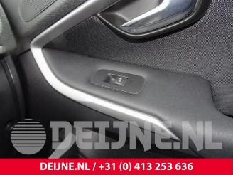Volvo V-40 V40 (MV), Hatchback 5-drs, 2012 / 2019 1.6 D2 picture 25