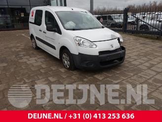 damaged passenger cars Peugeot Partner Partner (GC/GF/GG/GJ/GK), Van, 2008 / 2018 1.6 HDI 90 2015/2
