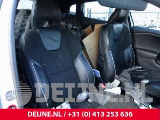 Volvo V-40 V40 (MV), Hatchback 5-drs, 2012 / 2019 2.0 D2 16V picture 34