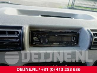 Renault Master Master III (FD/HD), Van, 2000 / 2010 2.5 dCi 16V picture 27