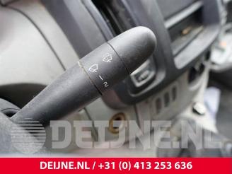 Renault Trafic Trafic New (FL), Van, 2001 / 2014 1.9 dCi 100 16V picture 23