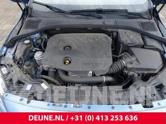 Volvo V-60 V60 I (FW/GW), Combi, 2010 / 2018 1.6 DRIVe picture 35