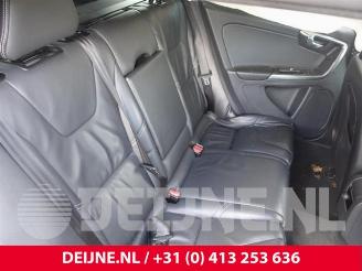 Volvo V-60 V60 I (FW/GW), Combi, 2010 / 2018 2.4 D6 20V AWD Twin Engine Plug-in Hybrid picture 32