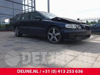 Auto incidentate Volvo V-70 V70 (SW), Combi, 1999 / 2008 2.5 R Turbo 20V 2003/10