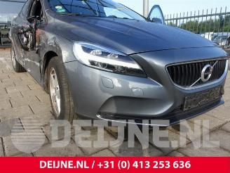 Volvo V-40 V40 (MV), Hatchback 5-drs, 2012 / 2019 2.0 D2 16V picture 12