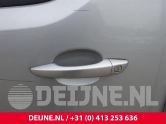Peugeot Expert Expert (V1/VA/VB/VE/VF/VT/VY), Van, 2016 2.0 Blue HDi 180 16V picture 12