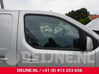 Peugeot Expert Expert (V1/VA/VB/VE/VF/VT/VY), Van, 2016 2.0 Blue HDi 180 16V picture 31
