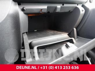 Opel Vivaro Vivaro, Van, 2014 / 2019 1.6 CDTI BiTurbo 140 picture 25